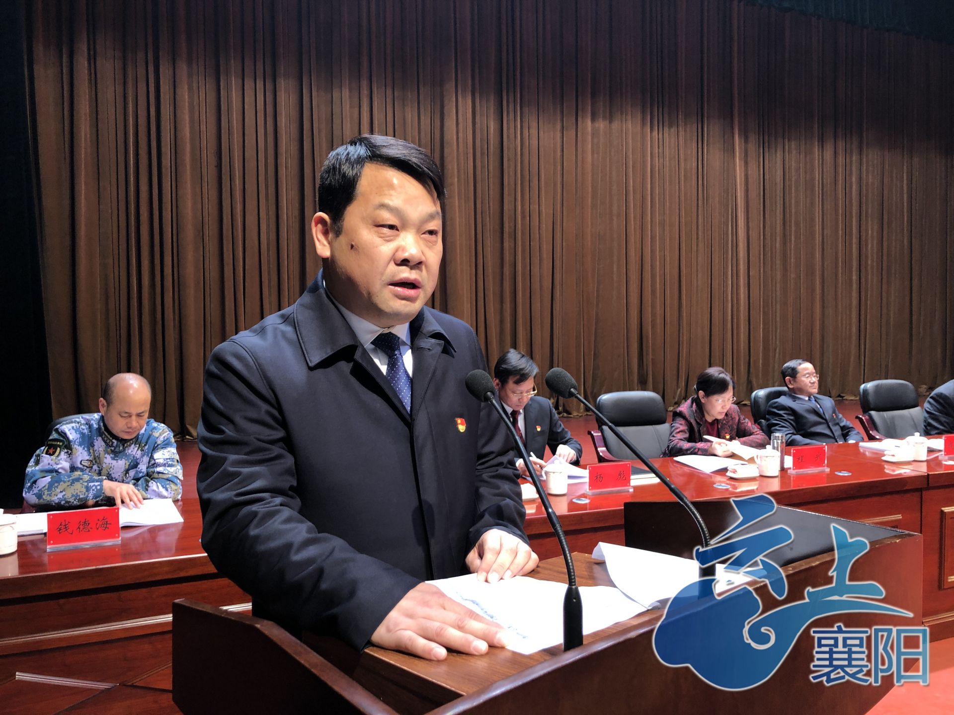 开云官网-上海海港内部会议纪要流出：今晚伤情更新，意大利杯使命明确，资深球员宣示担当的简单介绍-开云官网