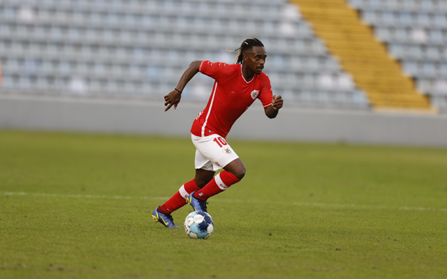 包含新疆广汇迎葡超关键赛，集结日再遭质疑，目标明确，球队文化再被提及的词条