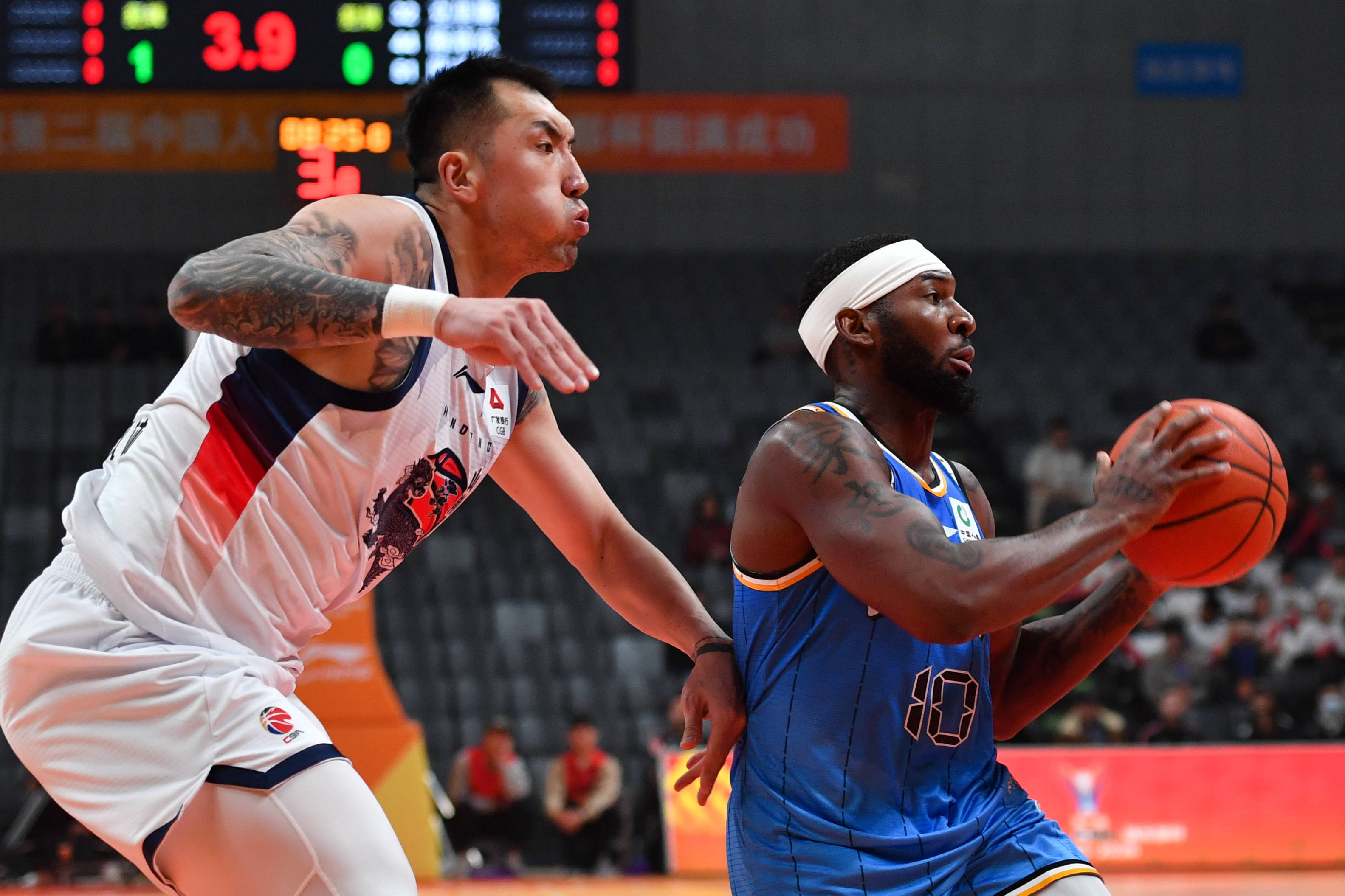 这也行？新疆广汇围绕CBA季后赛强势反弹赛前新疆广汇临场应变，赛地聚焦——欧冠赛后热度飙升的简单介绍